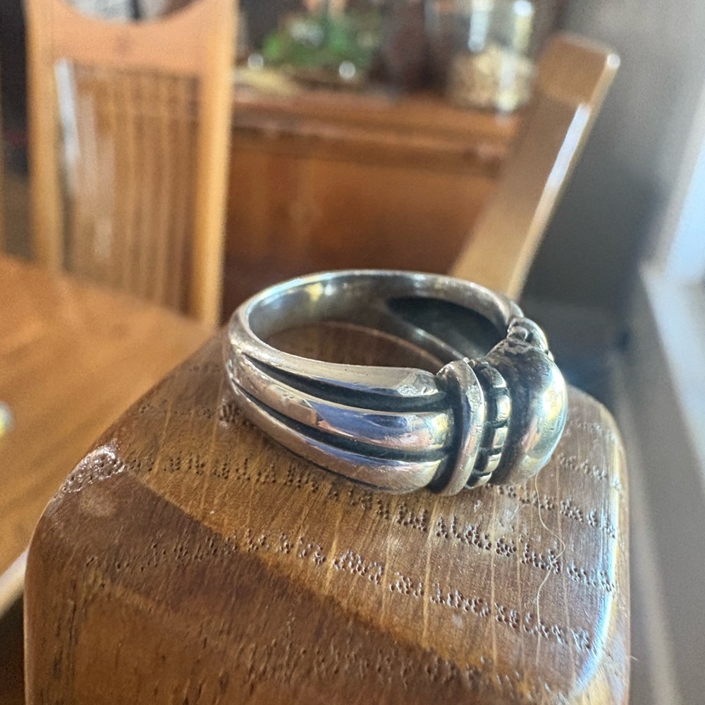 James Avery Silver Women's Ring. Size 6. Fast Shipping. - Picture 9 of 9